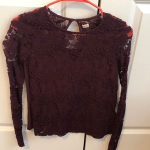 Hollister maroon blouse